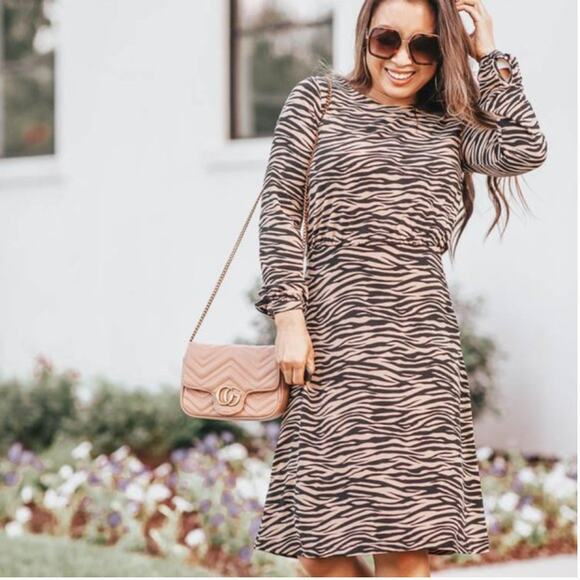 NWT LOFT Long Sleeve Tiger Stripe Bar Back Dress // 6 - Picture 14 of 14